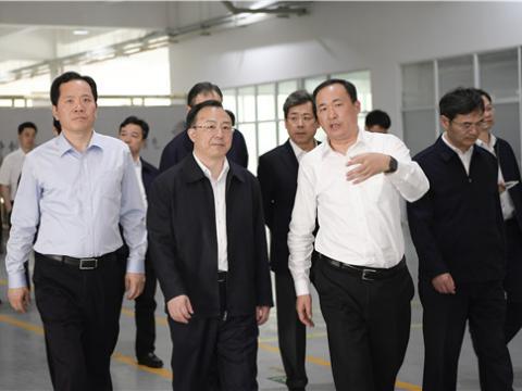 江苏省省长吴政隆莅临英国上市公司365集团走访调研