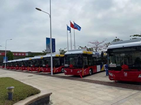 英国上市公司365双源无轨电车车载电源DCDC在广州电车公司投运